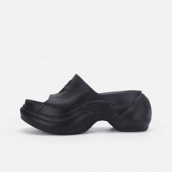 Cross-border bestseller cross flower thick sole flip-flops for women outdoor new product EVA hole shoes casual beach wedge sandals for women